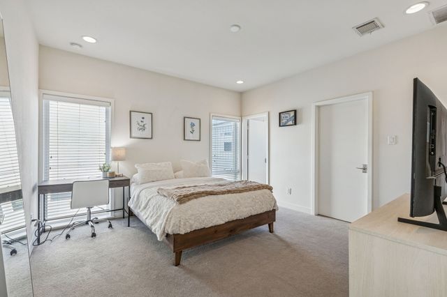 4976 Flitwick Court, Dallas, TX 75204