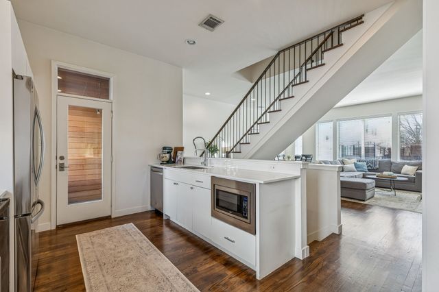 4976 Flitwick Court, Dallas, TX 75204