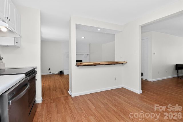 5112 Split Oak Drive, Charlotte, NC 28227