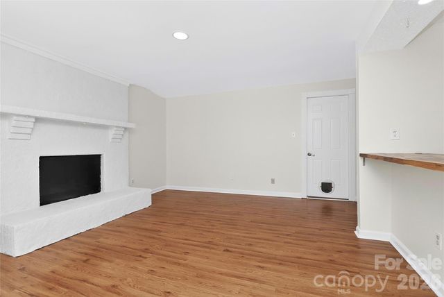 5112 Split Oak Drive, Charlotte, NC 28227