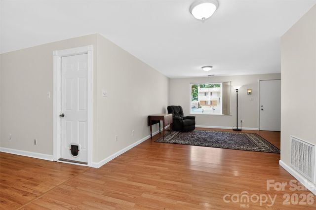 5112 Split Oak Drive, Charlotte, NC 28227