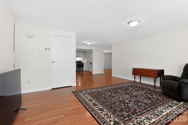 5112 Split Oak Drive, Charlotte, NC 28227
