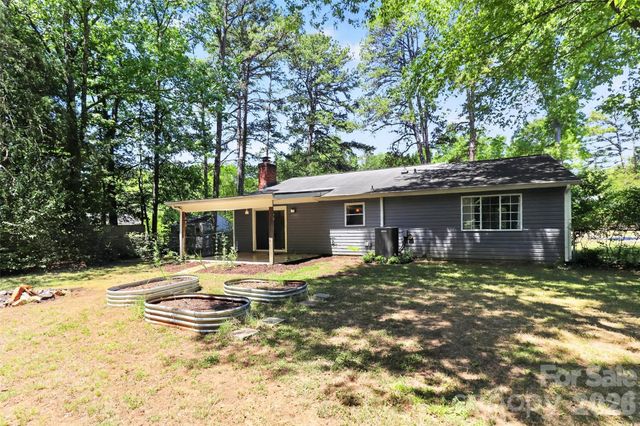 5112 Split Oak Drive, Charlotte, NC 28227