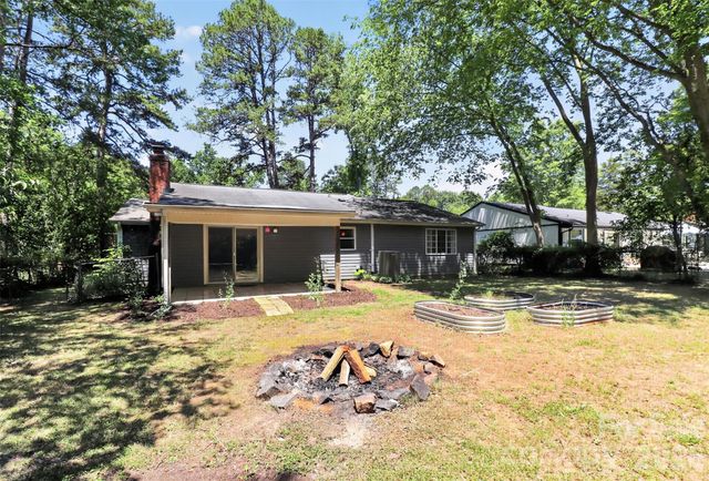 5112 Split Oak Drive, Charlotte, NC 28227