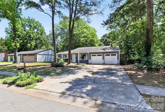 5112 Split Oak Drive, Charlotte, NC 28227