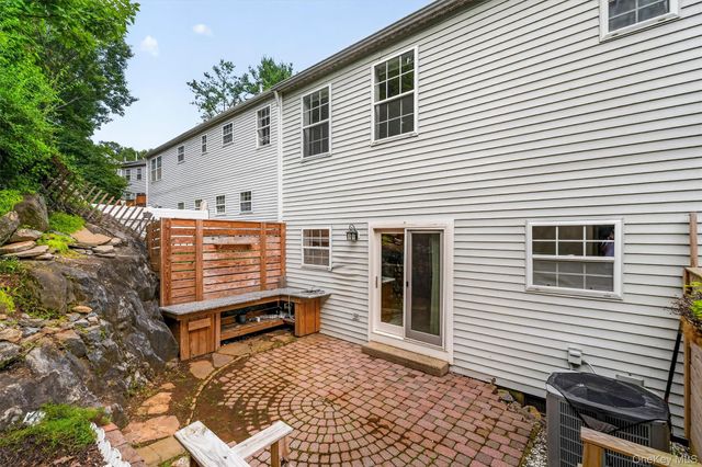 204 Watch Hill Drive, Tarrytown, NY 10591