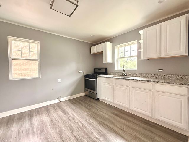 10649 S Sangamon Street, Chicago, IL 60643