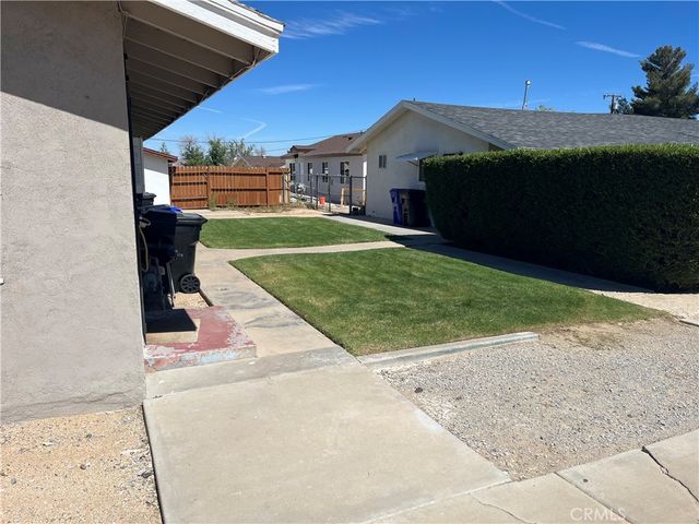 14703 Mesa, Victorville, CA 92395