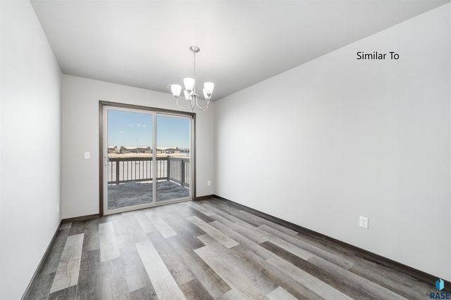 6131 S Bison Pl Place, Sioux Falls, SD 57108