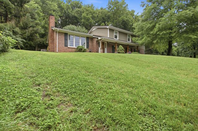 104 Fairview Drive, Mount Pleasant, TN 38474