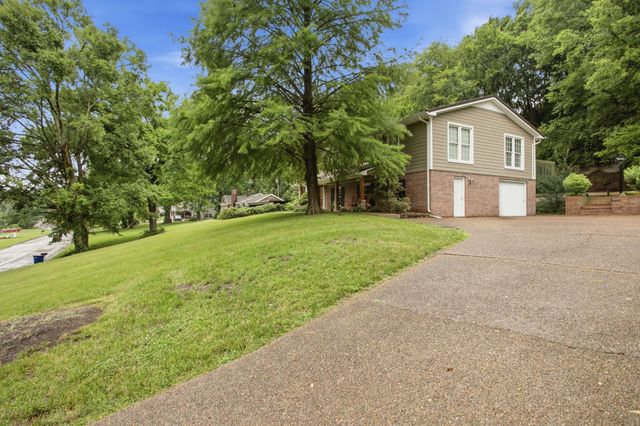 104 Fairview Drive, Mount Pleasant, TN 38474