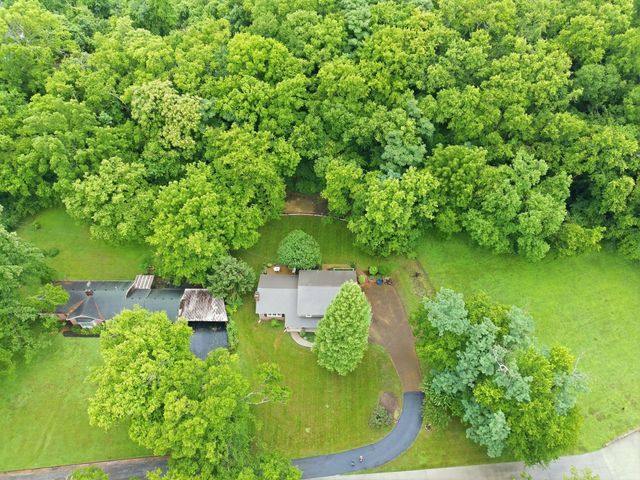 104 Fairview Drive, Mount Pleasant, TN 38474