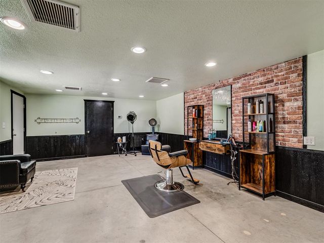 15639 SE 29th Street, Choctaw, OK 73020