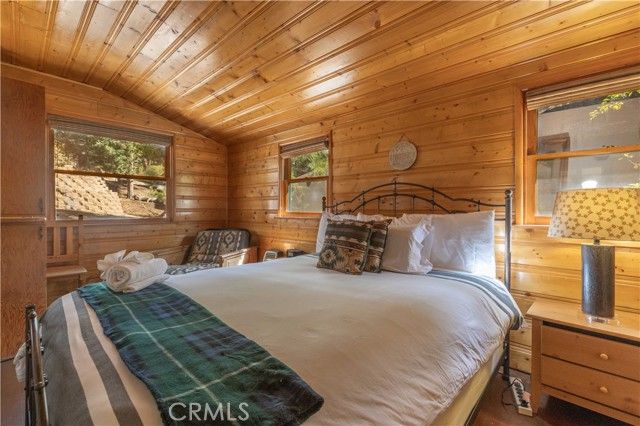 796 Silver Tip Drive, Big Bear Lake, CA 92315