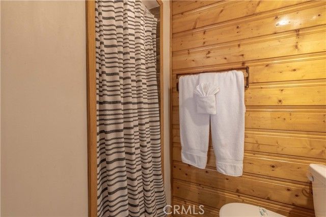 796 Silver Tip Drive, Big Bear Lake, CA 92315