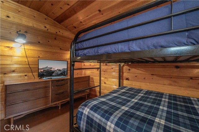 796 Silver Tip Drive, Big Bear Lake, CA 92315