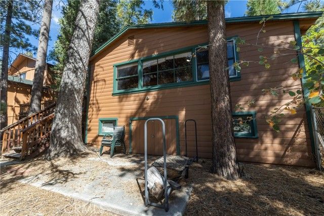 796 Silver Tip Drive, Big Bear Lake, CA 92315
