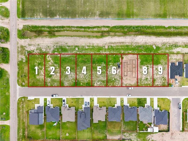 421 N Leon Avenue, Elsa, TX 78543