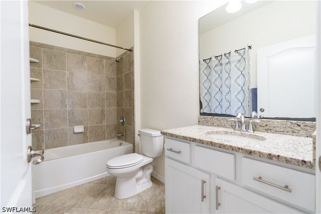 3669 Crimson LN, Fort Myers, FL 33916