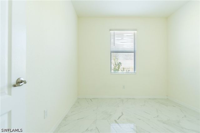 3669 Crimson LN, Fort Myers, FL 33916