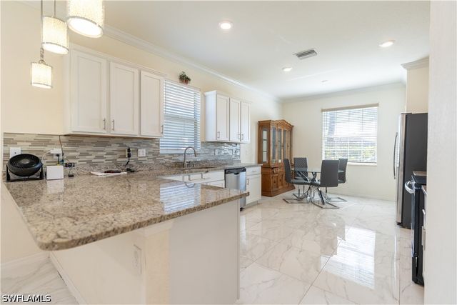 3669 Crimson LN, Fort Myers, FL 33916