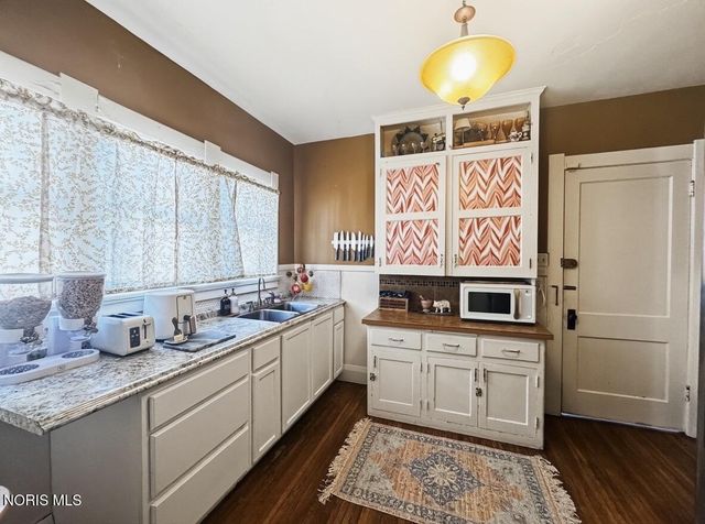 124 Yale Drive, Toledo, OH 43614