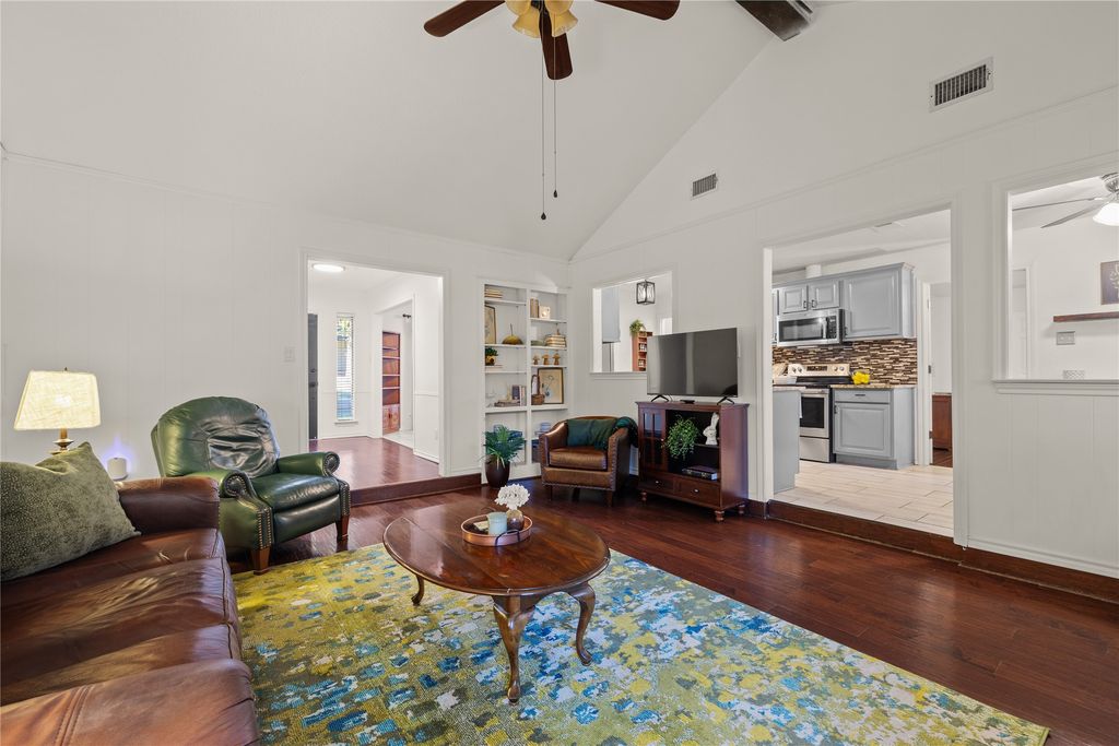 5710 Valley Ridge Court, Arlington, TX 76017 — photo 5