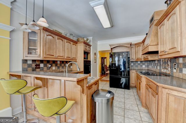 1031 Riverside Road, Sugar Hill, GA 30518