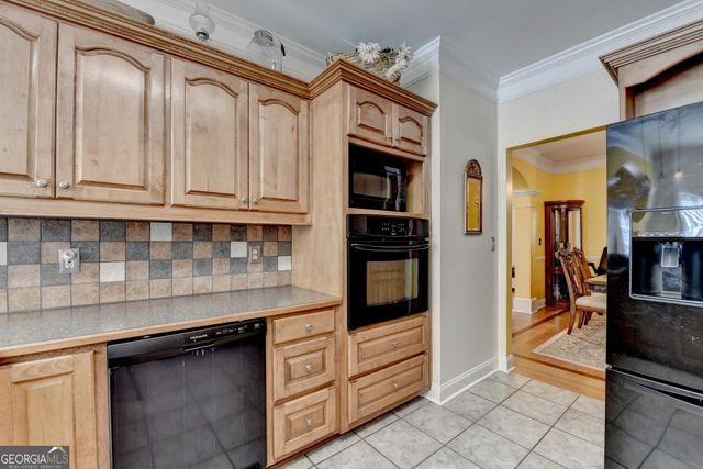 1031 Riverside Road, Sugar Hill, GA 30518