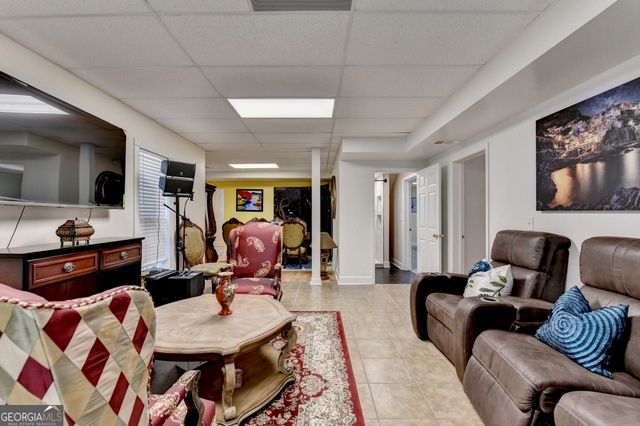 1031 Riverside Road, Sugar Hill, GA 30518