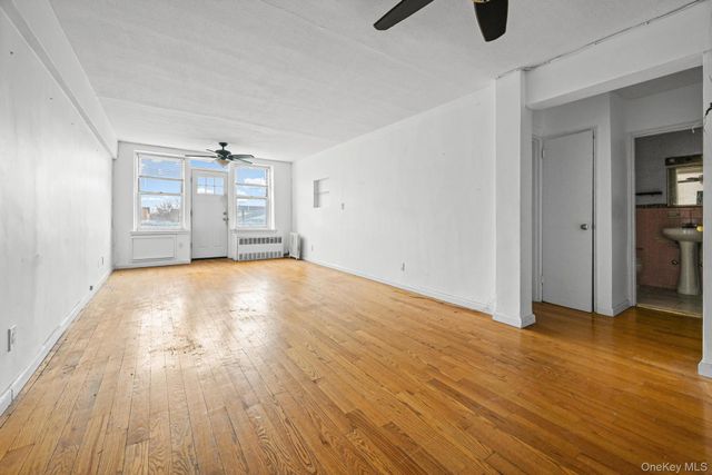 117-12 Ocean Promenade 2N, Rockaway Park, NY 11694