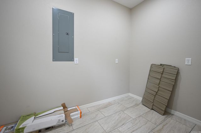 104 Red Oak Drive, Mena, AR 71953