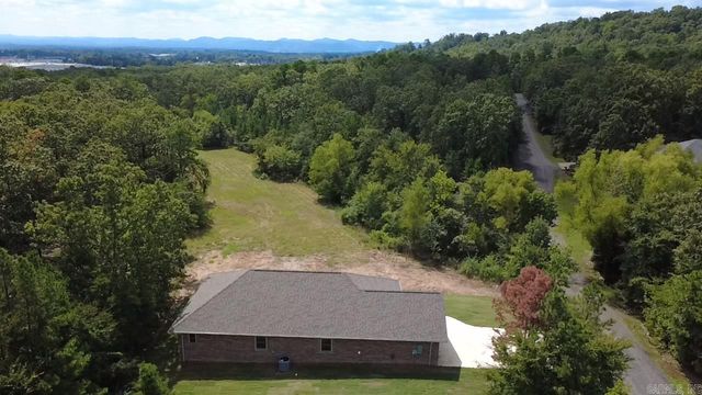 104 Red Oak Drive, Mena, AR 71953