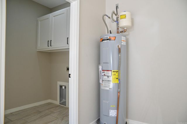 104 Red Oak Drive, Mena, AR 71953