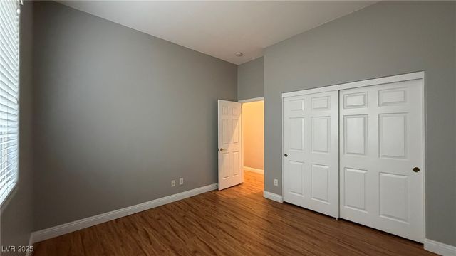 29 Brandermill Drive, Henderson, NV 89052