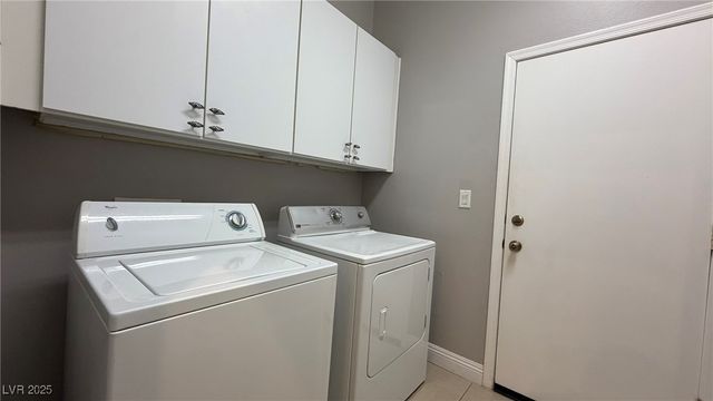 29 Brandermill Drive, Henderson, NV 89052