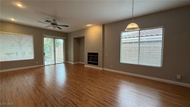 29 Brandermill Drive, Henderson, NV 89052