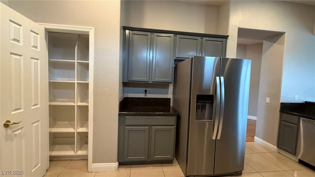 29 Brandermill Drive, Henderson, NV 89052
