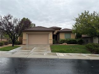 29 Brandermill Drive, Henderson, NV 89052