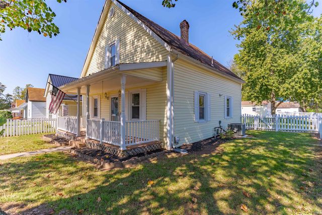 424 E Oak Street, Boonville, IN 47601
