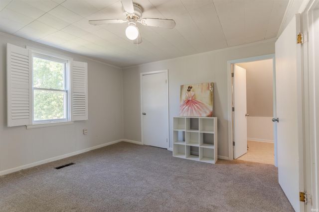 424 E Oak Street, Boonville, IN 47601