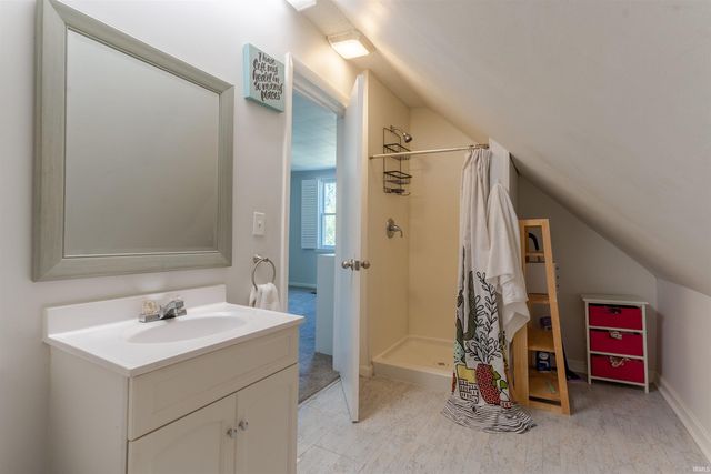 424 E Oak Street, Boonville, IN 47601