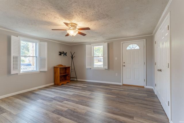 424 E Oak Street, Boonville, IN 47601