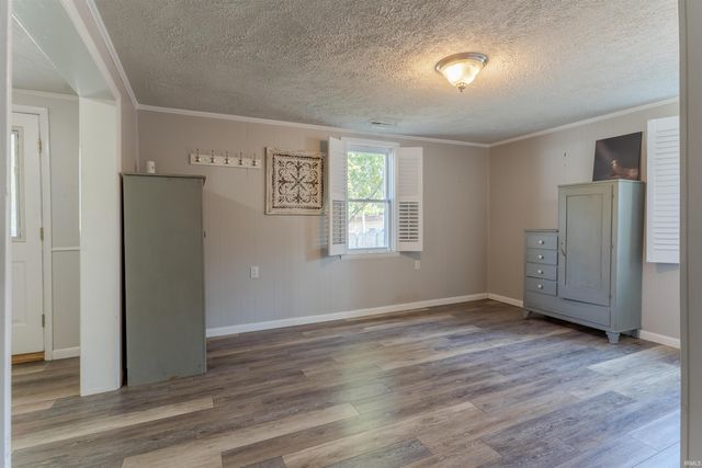 424 E Oak Street, Boonville, IN 47601