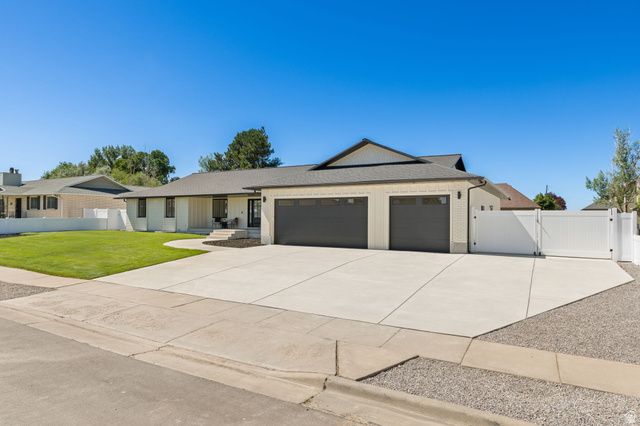 1352 W 11940 S, Riverton, UT 84065