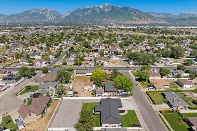 1352 W 11940 S, Riverton, UT 84065