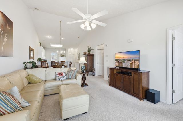 601 Hillside Dr N Apt 3945, North Myrtle Beach, SC 29582