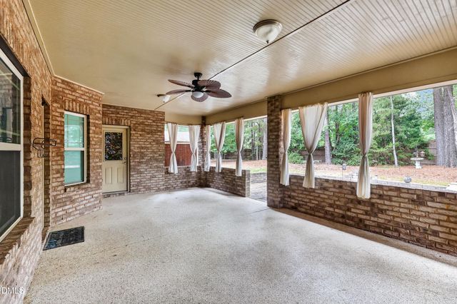 35 River Rock Way, Franklinton, NC 27525