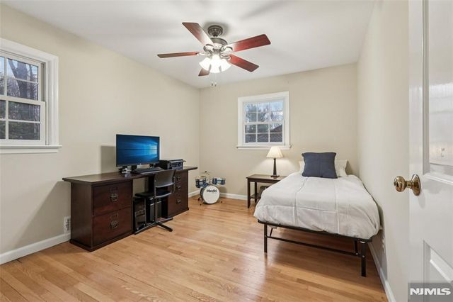 189 Glen Avenue, Glen Rock, NJ 07452