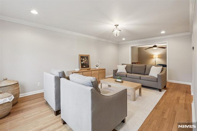 189 Glen Avenue, Glen Rock, NJ 07452